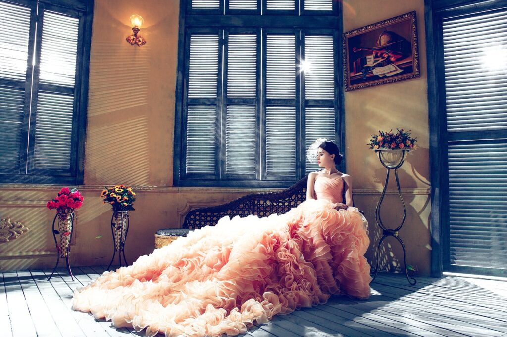 Hochzeitskleid extravagant Die richtige Auswahl von Brautkleid-Formen Was passt zu welcher Figur