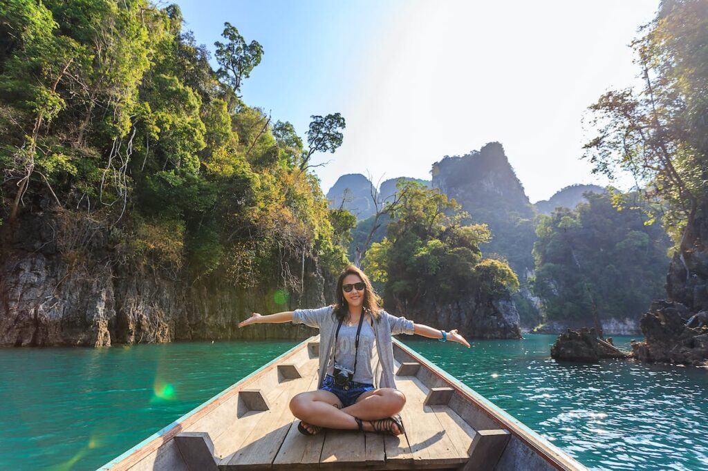 Frau Urlaub Reise Entdecken Sie die Welt Ein Guide zu privaten Urlaubsunterkünften