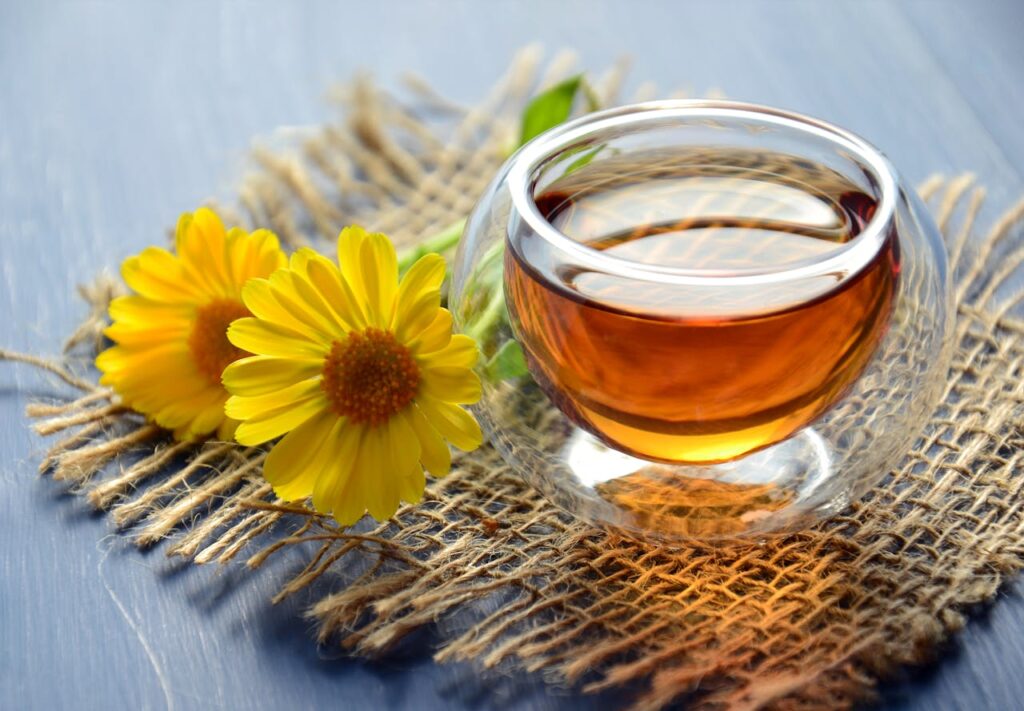 Honig Glas Die Kraft des Manuka Honigs Darum so beliebt